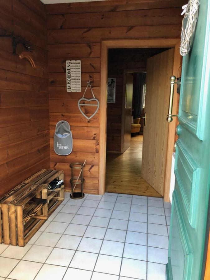 Gemuetliches Holzhaus In Idyllischer Lage Ruppichteroth Eksteriør billede