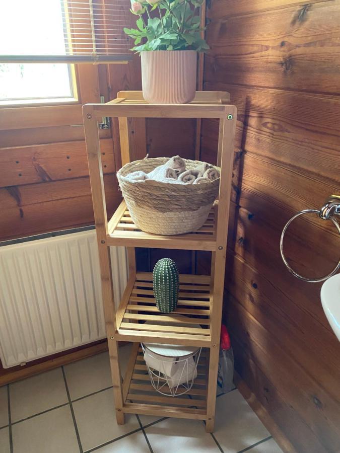 Gemuetliches Holzhaus In Idyllischer Lage Ruppichteroth Eksteriør billede