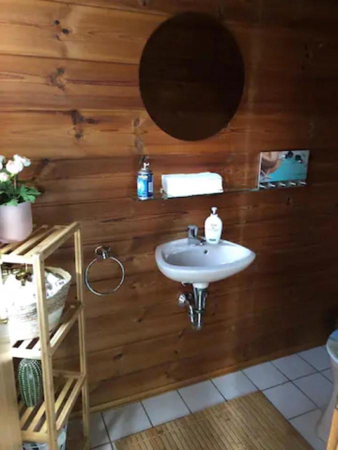 Gemuetliches Holzhaus In Idyllischer Lage Ruppichteroth Eksteriør billede